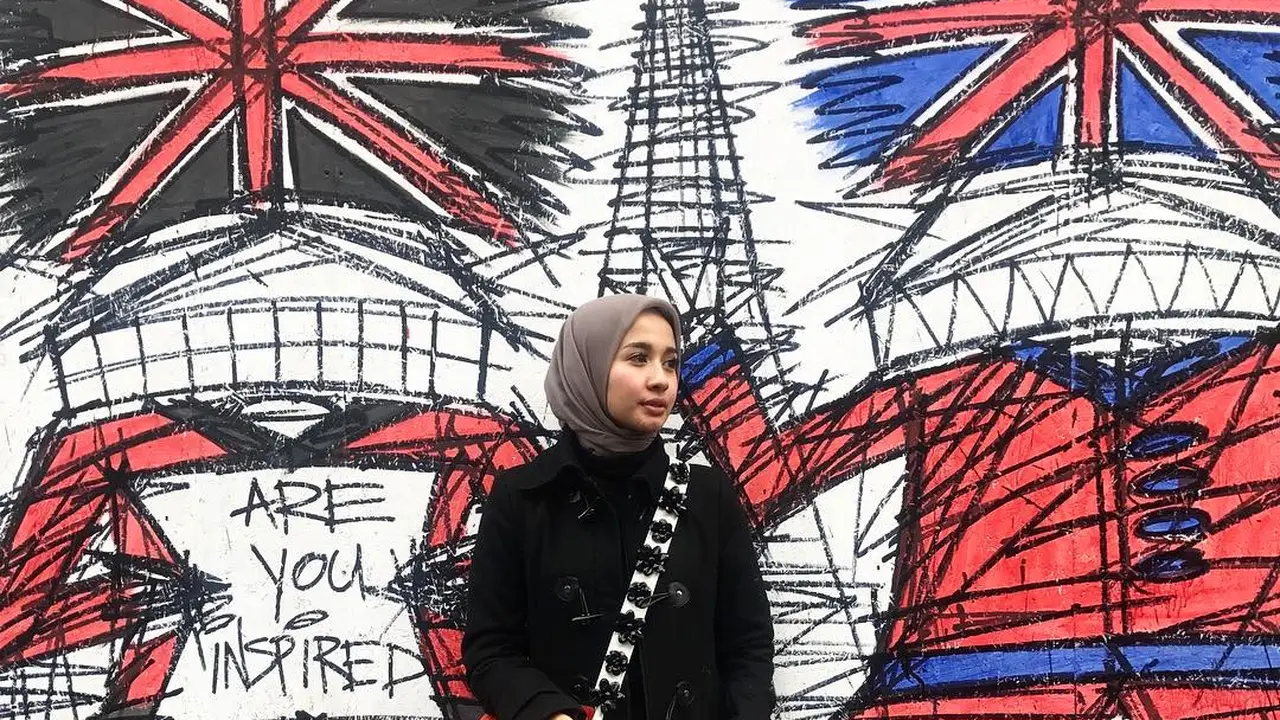 [Bintang] Hijab selebriti cantik