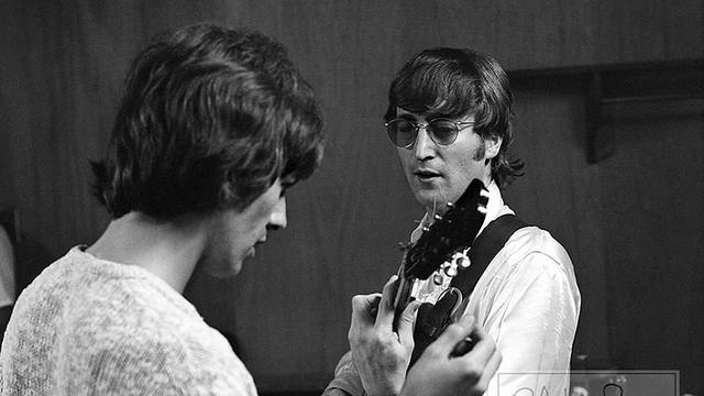 10 Foto Langka The Beatles yang Belum Pernah Dilihat Publik