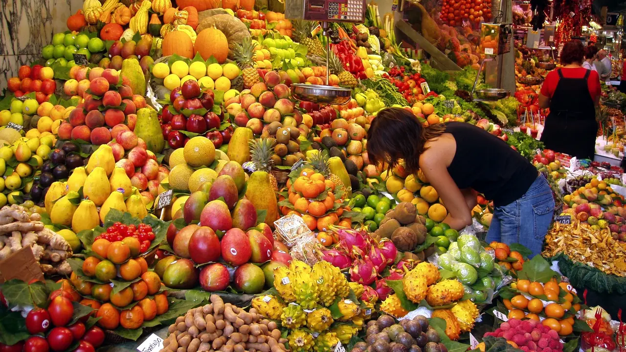 Ini 5 Buah yang Dipercaya dapat Memutihkan Kulit