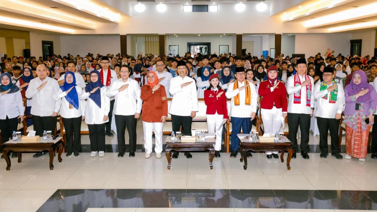Haru di Open House Sekolah Rakyat, Pramono Anung Kenang Perjuangan Raih Pendidikan