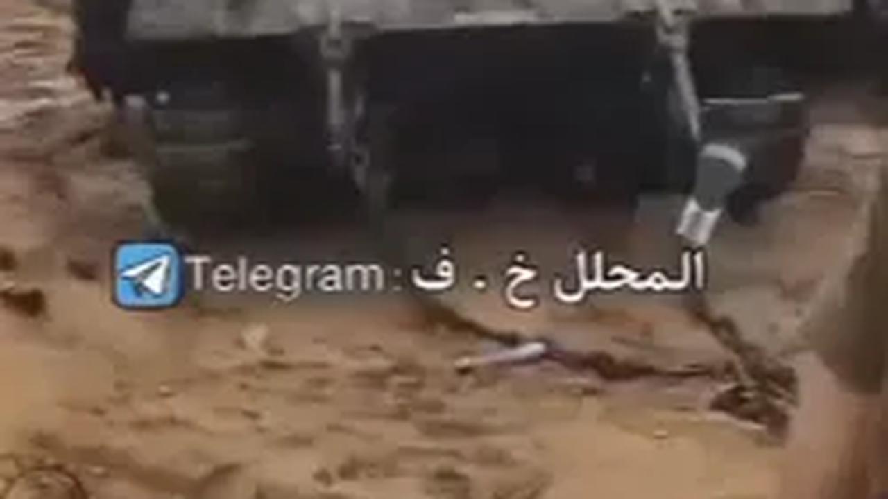 Baru-baru ini beredar sebuah video yang memperlihatkan tank-tank Israel yang tampak tidak biasa. <br>