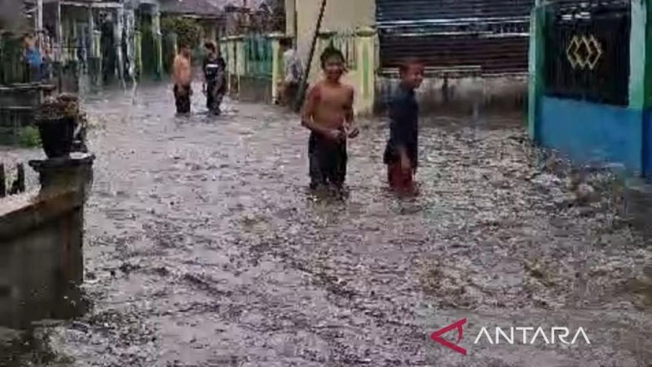 Waspada Bencana Hidrometeorologi: Kenali Banjir dan Longsor yang Ancam Rejang Lebong Saat Musim Hujan Tiba