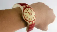 Netizen ramai-ramai membuat Apple Watch versi mereka sendiri.