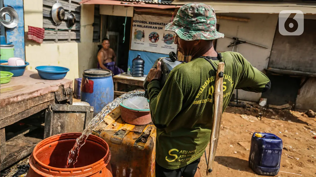 Penjual Air Bersih Keliling