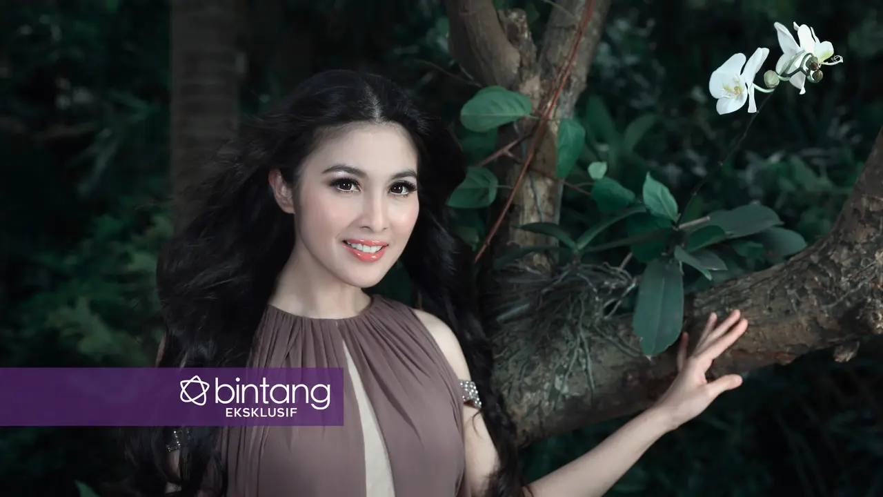 [Bintang] Sandra Dewi