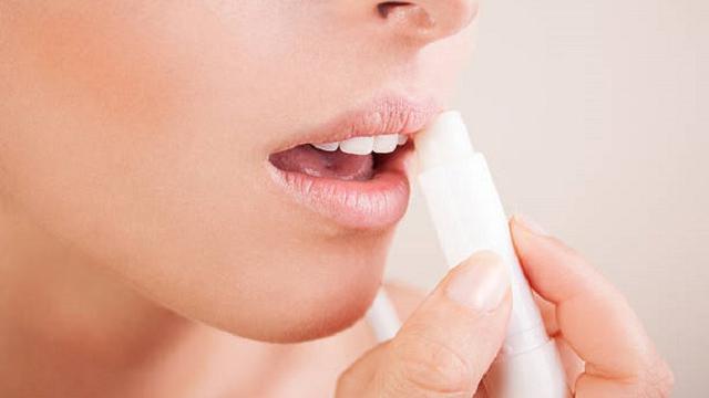 Ilustrasi Pelembab Bibir