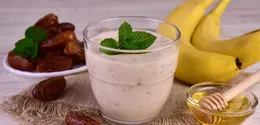 Resep smoothie berbuka ringan dengan kurma & yogurt./Copyright depositphotos.com/olivka888