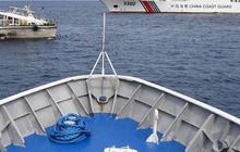 FOTO: Laut China Selatan Memanas, Kapal Penjaga Pantai China Cegat Kapal Sewaan Militer Filipina, AS-Jepang-Australia Mau Kirim Kapal Perang