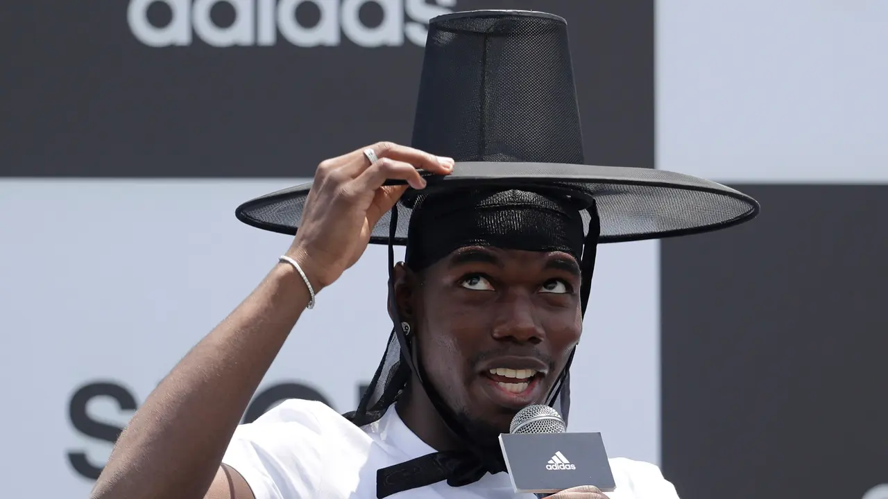 Gaya Paul Pogba Saat Tur Asia di Korea Selatan