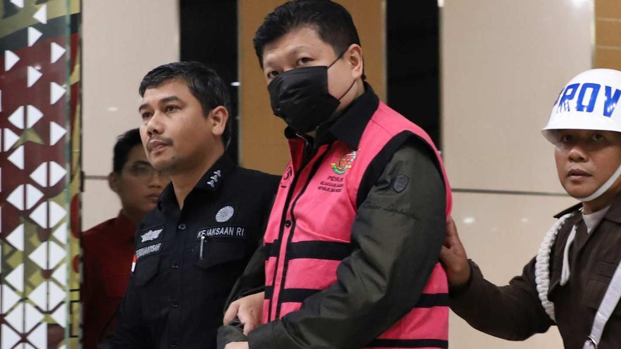 VIDEO: Modus Licik Bos Sritex Pakai Duit Pinjaman Bank hingga Ditangkap Kejagung