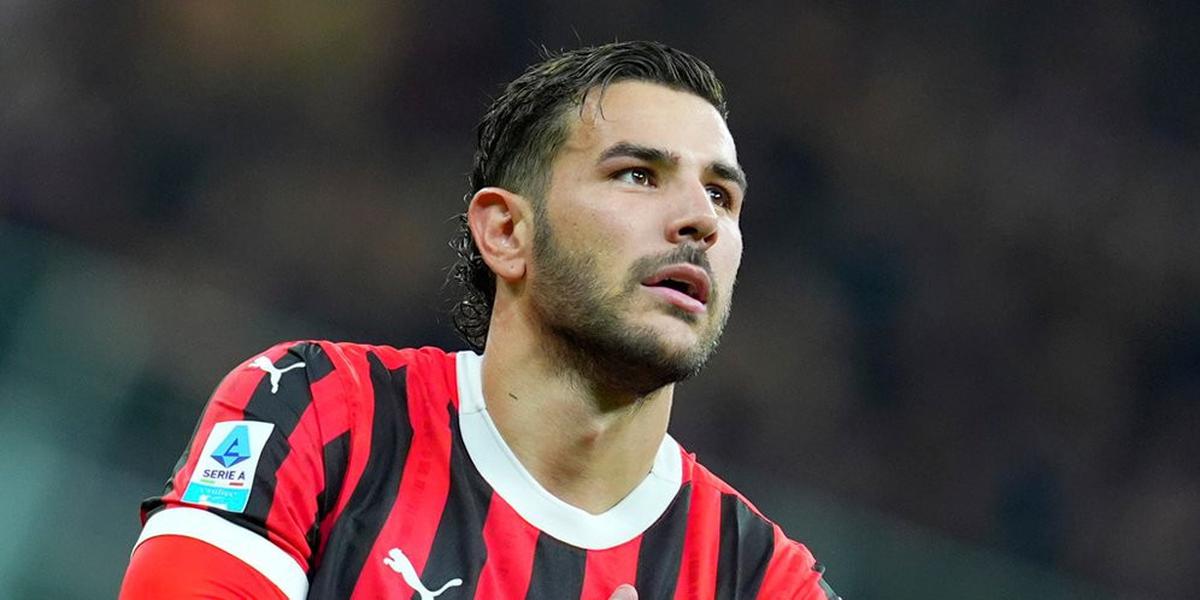 Bukan ke MU, Theo Hernandez Bakal Gabung Manchester City?