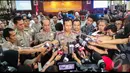 Sutarman merasa bersalah karena sering ditelepon maupun di sms oleh wartawan tidak langsung dibalas, Jakarta, Jumat (8/8/2014) (Liputan6.com/Faizal Fanani)