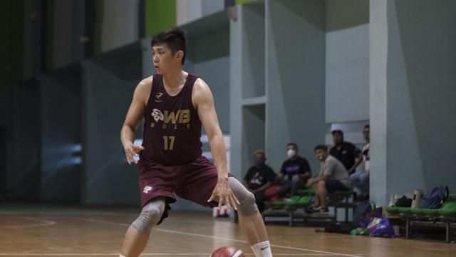 Mei Joni, West Bandits Solo