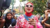 Venna Melinda di Pengadilan Agama Jakarta Selatan, Senin (14/10/2014). (Via M. Altaf Jauhar)