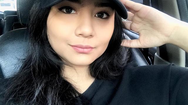 Biar Pipi  Chubby  Makeup Andalan Gita Gutawa Ini Keren 