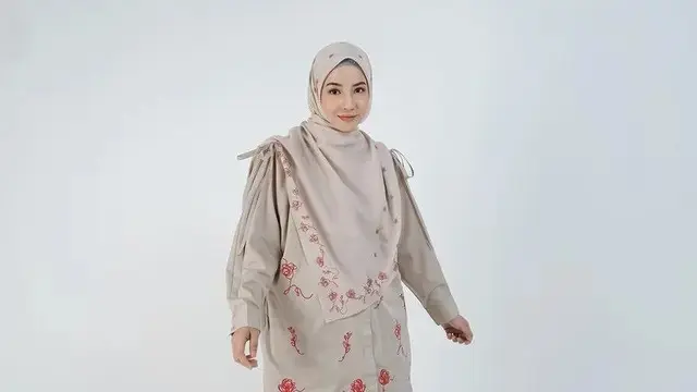 Inspirasi baju lebaran 2025 (credit: instagram/natasharizkynew)