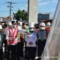 Menteri Perhubungan (Menhub) Budi Karya meninjau progres pembangunan jalur ganda KA Solo-Semarang di Simpang Joglo, Solo, Minggu (7/8/2022). (Dok Kemenhub)