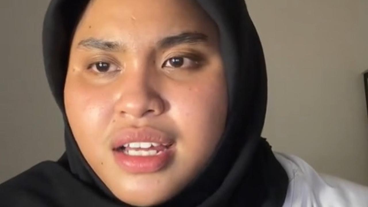 Sejak terkenal Nabila punya banyak penggemar. Sampai hari ini ia tercatat memiliki pengikut hingga 200 ribu lebih dengan konten bernyanyi sebanyak 171 video di Tik Tok.