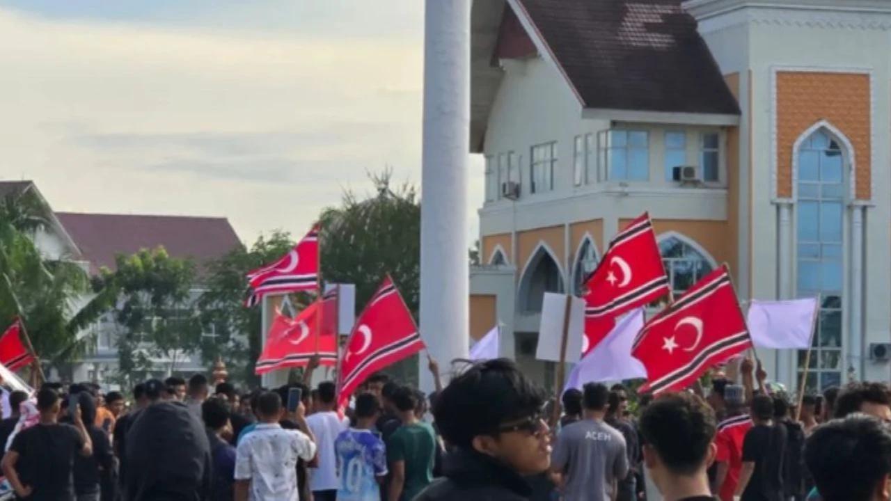 TNI Razia Bendera Bulan Bintang di Aceh, Jenderal Bintang Dua Ungkap Alasannya