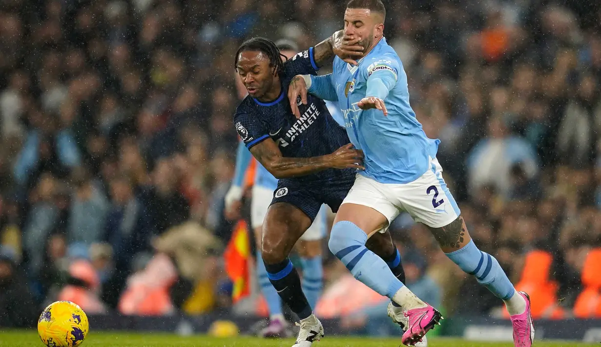 Laga kedua tim berlangsung dengan tempo tinggi. (AP Photo/Dave Thompson)