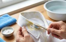 10 Cara Menghilangkan Noda Keringat di Kerah Baju, Tak Perlu Dikucek Berlebihan