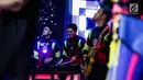 Aksi panggung band Nev+ saat tampil menghibur penonton dalam Konser 100 Hari Menuju Asian Games 2018 di Studio 6 Emtek, Jakarta, Kamis (10/5). (Liputan6.com/Faizal Fanani)