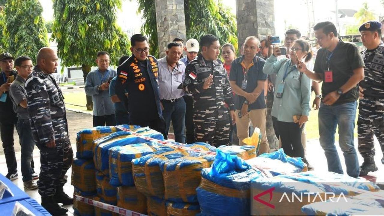 TNI AL Gagalkan Penyelundupan Sianida 1,4 Ton Asal Filipina di Pelabuhan Bitung