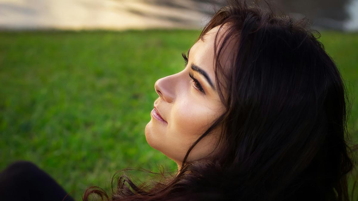 4 Kebiasaan Sehari-Hari yang Membuat Kulit Kusam dan Cara Mengatasinya