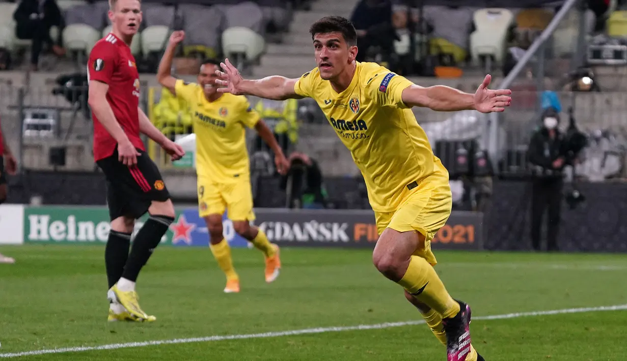 Gerard Moreno. Striker berusia 29 tahun ini total telah 3 musim memperkuat Vilarreal. Total telah mengoleksi 49 gol dalam 103 laga di LaLiga. Musim lalu mampu mencetak 23 gol dan berada di urutan kedua top skor LaLiga bersama Karim Benzema. (Foto: AFP/Pool/Janek Skarzynski)