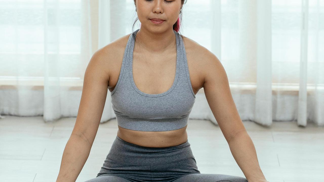 Tips Latihan Yoga di Rumah