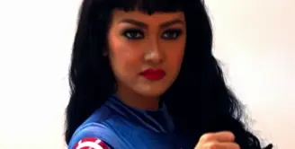 Putus dari Gaston, Julia Perez mencari seorang Superman