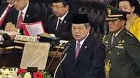 Presiden SBY menyampaikan pidato kenegaraan dalam Sidang Bersama DPR/DPD memperingati HUT Ke-66 Kemerdekaan Republik Indonesia, di Kompleks Parlemen Senayan, Jakarta, Selasa (16/8).(Antara)