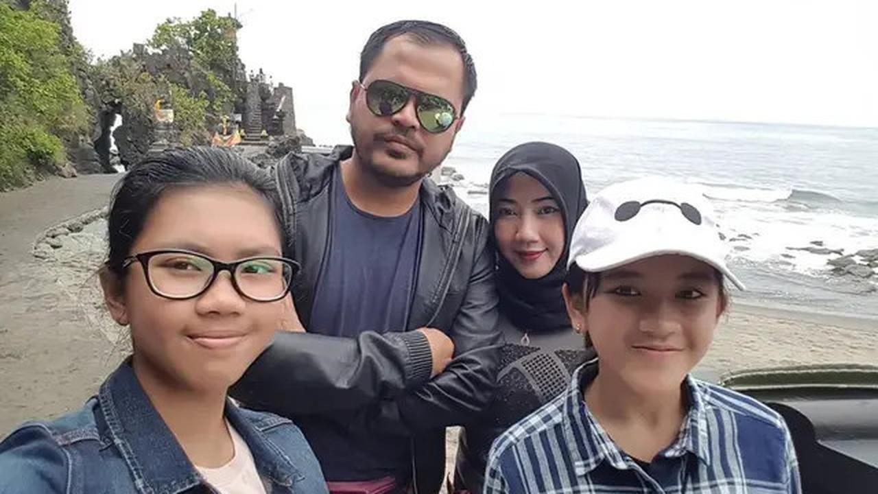 6 Potret Keluarga Haldy Sabri Sebelum Menikah dengan Irish Bella, Penuh Kehangatan