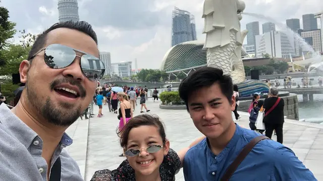 6 Momen Kebersamaan Sultan Djorghi dan Anak Sambungnya, Penuh Kehangatan