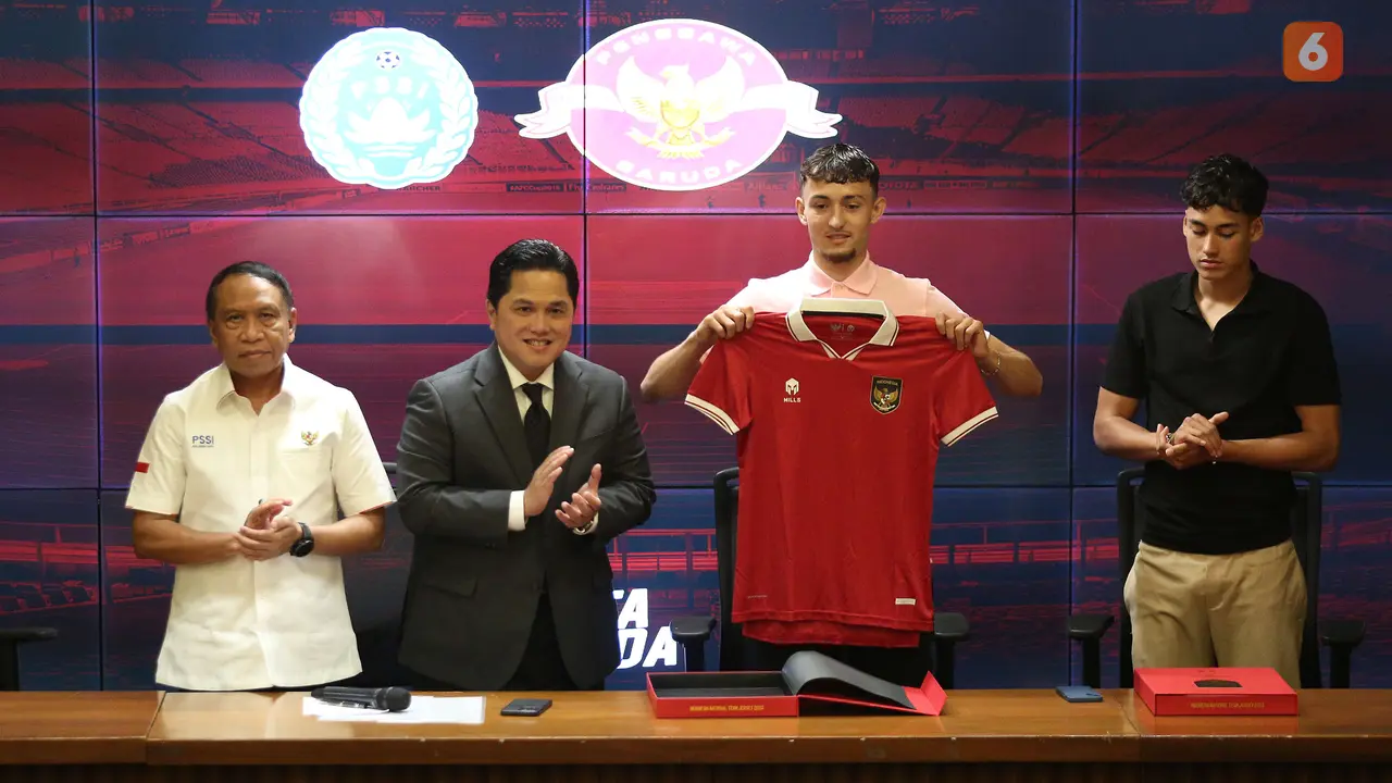 Foto: Momen Perkenalan Dua Pemain Naturalisasi, Ivar Jenner dan Rafael Struick, Siap Mentas Bersama Timnas Indonesia di Piala Asia 2023