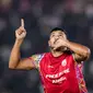 Pemain Persis Solo, Ricardo Lima, berselebrasi setelah menjebol gawang Persija Jakarta dalam laga perebutan tempat ketiga Piala Presiden 2024 di Stadion Manahan, Solo, Sabtu (3/8/2024). (Bola.com/Bagaskara Lazuardi)