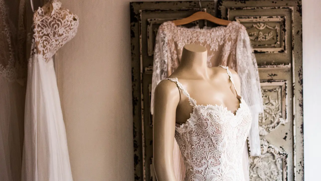 Baju Pengantin - Vania