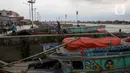 Dermaga 16 Ilir yang berada di dekat pasar setiap tahunnya terus mendapat sentuhan perluasan. (Liputan6.com/Herman Zakharia)