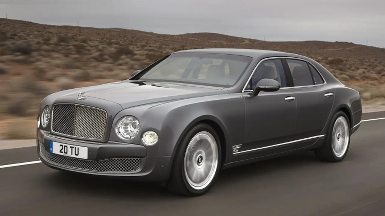 Bentley Boyong Mobil Mewah Terkencangnya ke Paris Motor Show