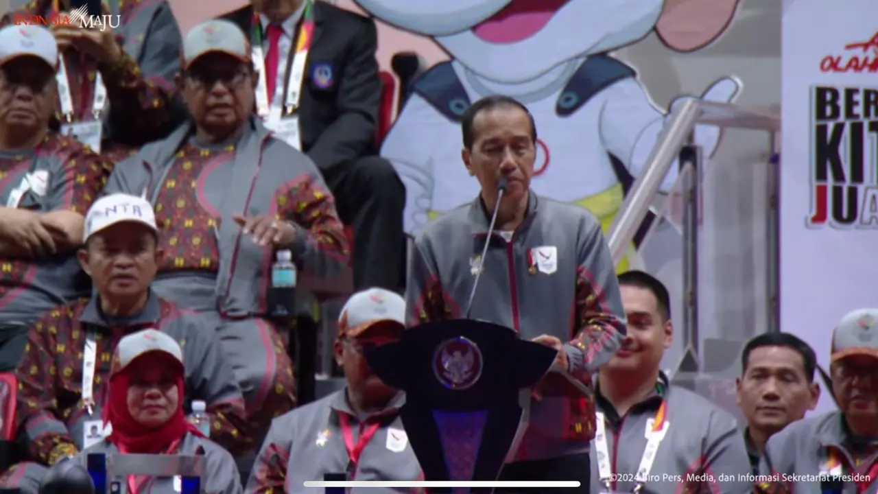Presiden Joko Widodo atau Jokowi saat membuka Pekan Olahraga Nasional (PON) XXI Aceh-Sumatera Utara (Sumut) di Stadion Harapan Bangsa, Kota Banda Aceh, Provinsi Aceh, Senin (9/9/2024).