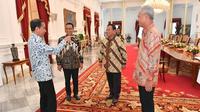 Presiden Joko Widodo atau Jokowi makan siang bersama dengan bakal capres Anies Baswedan, Ganjar Pranowo, dan Prabowo Subianto di Istana, Senin (30/10/2023). (Instagram Anies Baswedan)