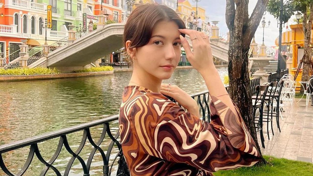 Pernikahan Cassandra Lee dengan Ken, yang berlangsung di salah satu gereja di Indonesia, mengejutkan banyak orang dan mendapat banyak ucapan selamat.<br>