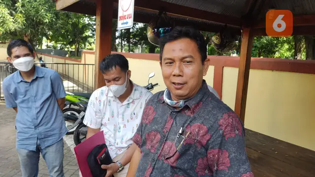 Kepala Divisi Hukum PT Semen Bosowa Maros, Muhammad Rusli (Liputan6.com/Fauzan)