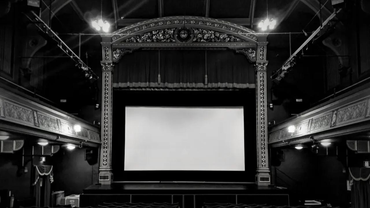 1900, Pemutaran Film Pertama