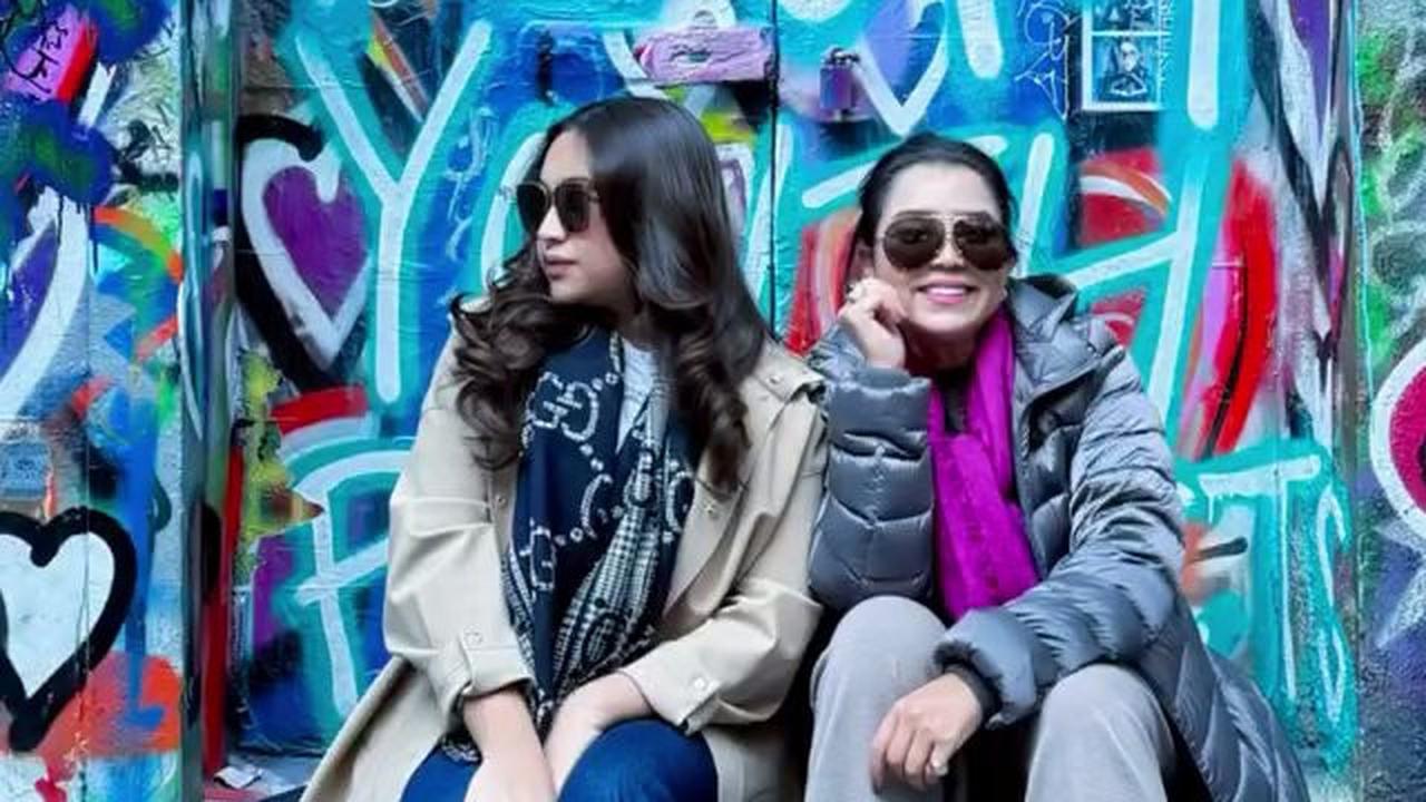 Kangen Anak Semata Wayang, 8 Potret Mayangsari Langsung Terbang ke Australia Jenguk Khirani Sang Putri yang Kuliah di Melbourne