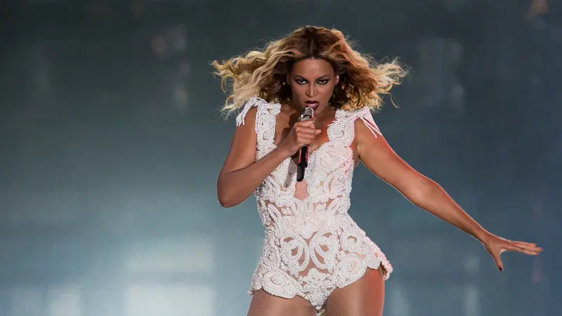 Beyonce Sapu Bersih BET Awards 2014