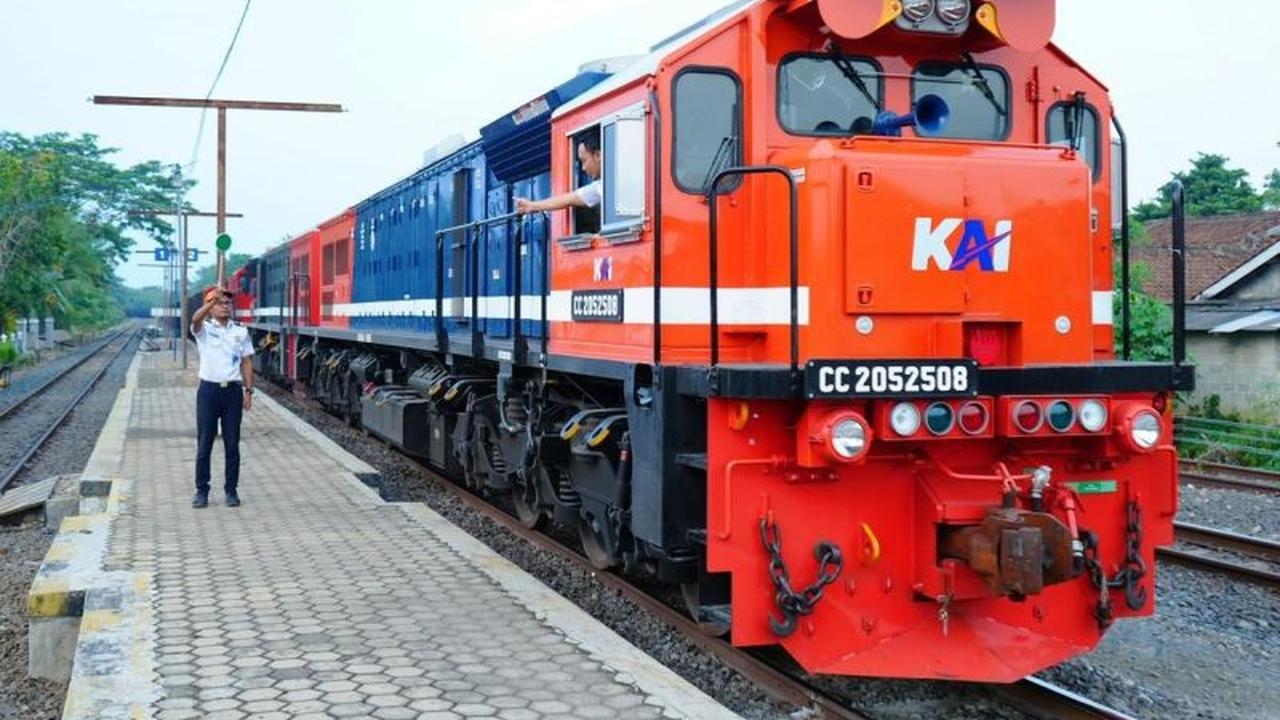 KAI Tanjungkarang: Pelanggaran Rel Kereta Api adalah Tindakan Melawan Hukum dan Berbahaya