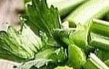 Tanpa Dimasukkan Freezer atau Direndam, Ini Cara Simpan Seledri Biar Tetap Awet Segar Selama 3 Minggu