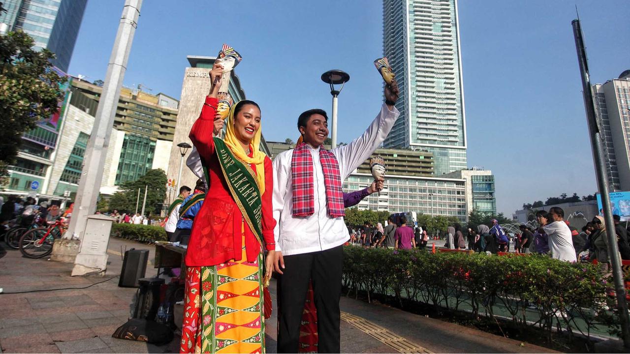 FOTO:  Lenggang  Jakarta  Abang None 2025 di CFD