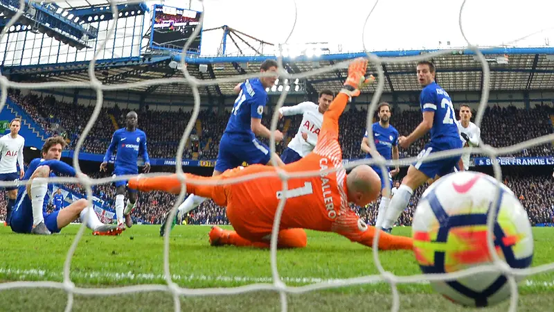 Tottenham Hotspur Permalukan Chelsea di Stamford Bridge